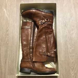 Naturalizer Boots 7 in brown